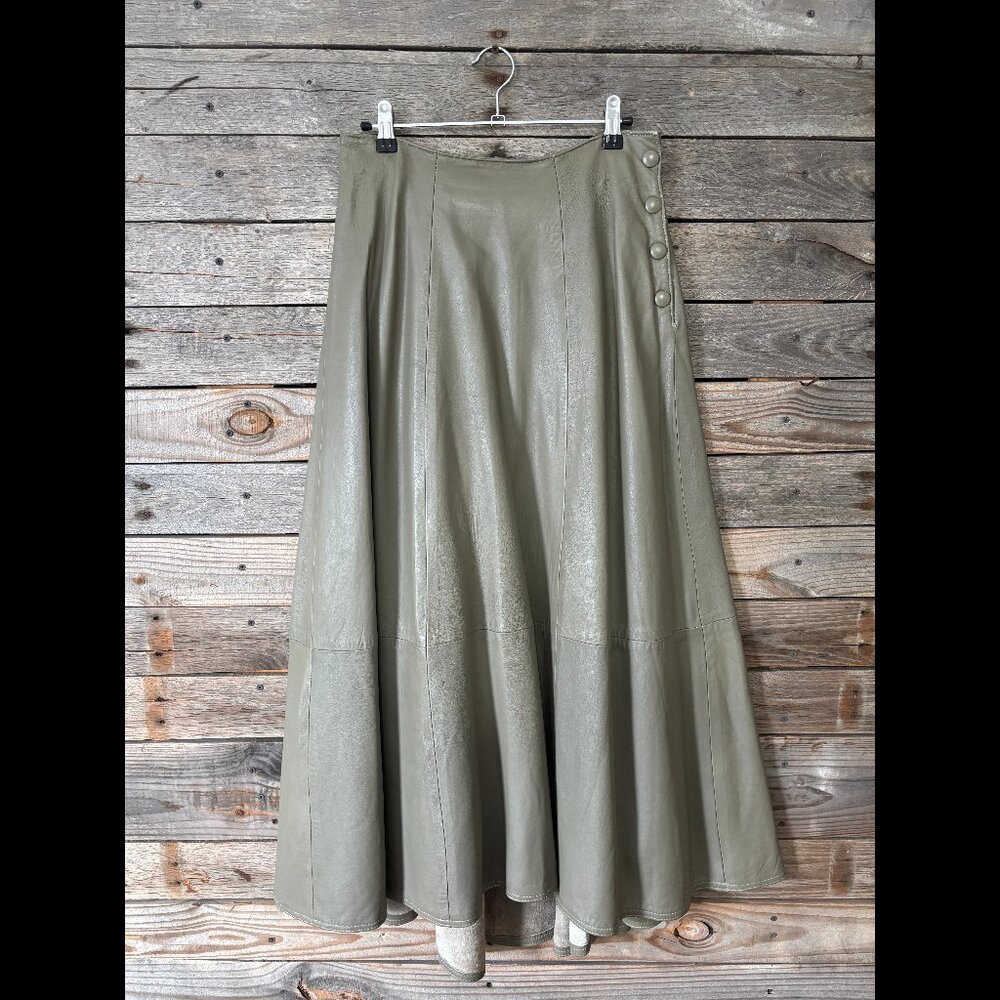 Vintage Dark Taupe Leather Lined Full Skirt with Button Detail & Back Belt - 28"
